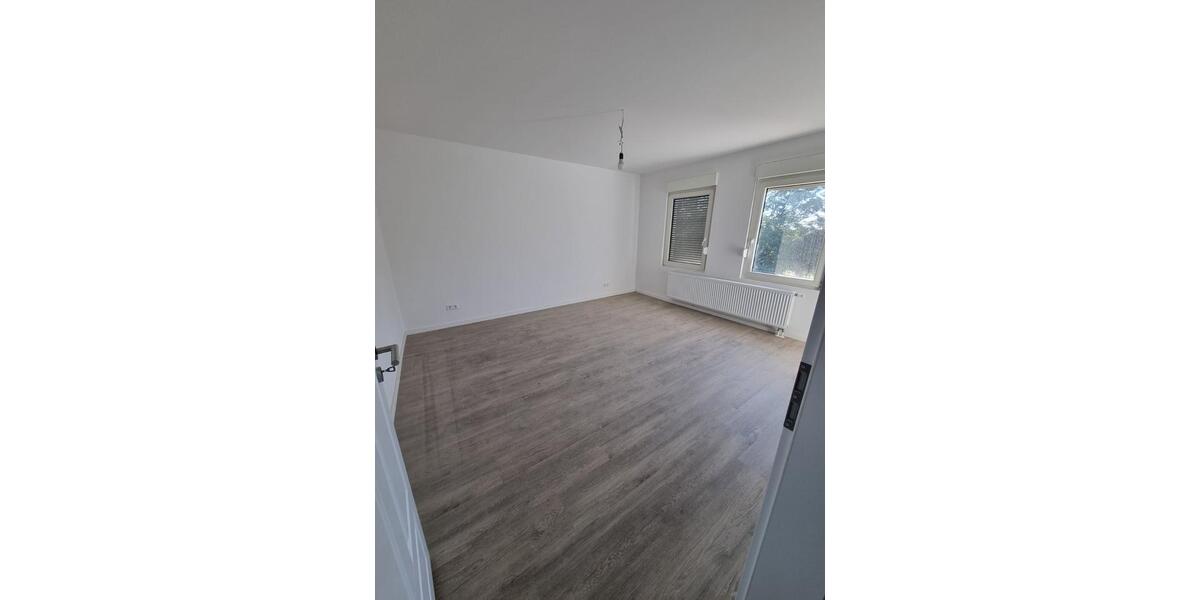Etagenwohnung Braunschweig Westliches Ringgebiet - 3 Zimmer, 74 m&sup2;, 600&euro; | Angebot:25648617