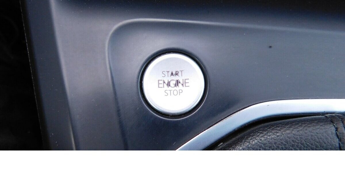 VW Golf Variant VIII 1.5 Life TSI Navi Klima Alu 31.700 km 19.990 &euro; Vordorf 38533