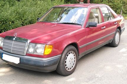 Mercedes-Benz 260 182.000 km 2.450 &euro; Lehre 38165