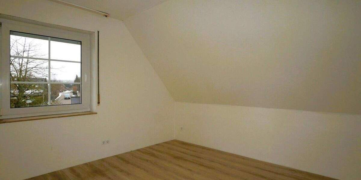 Einfamilienhaus Heiningen - 4 Zimmer, 140 m&sup2;, 385.000&euro; | Angebot:25679274