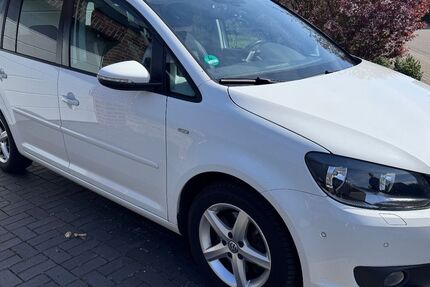VW Touran 177.328 km 7.200 &euro; Vechelde 38159