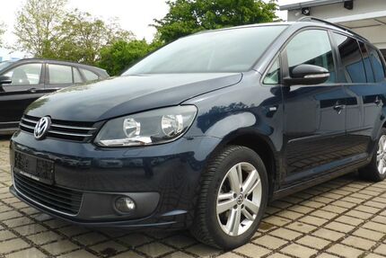 VW Touran 195.600 km 5.890 &euro; Wolfenbüttel 38304