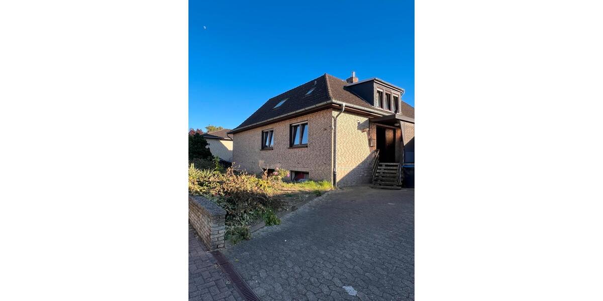 Einfamilienhaus Peine Südstadt - 8 Zimmer, 190 m&sup2;, 280.000&euro; | Angebot:26710186