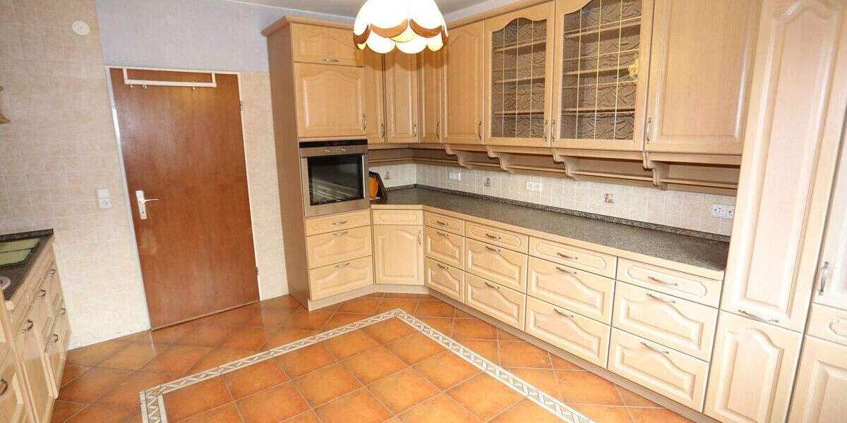 Mehrfamilienhaus, Wohnhaus Wasbüttel - 7 Zimmer, 269 m&sup2;, 550.000&euro; | Angebot:25662752