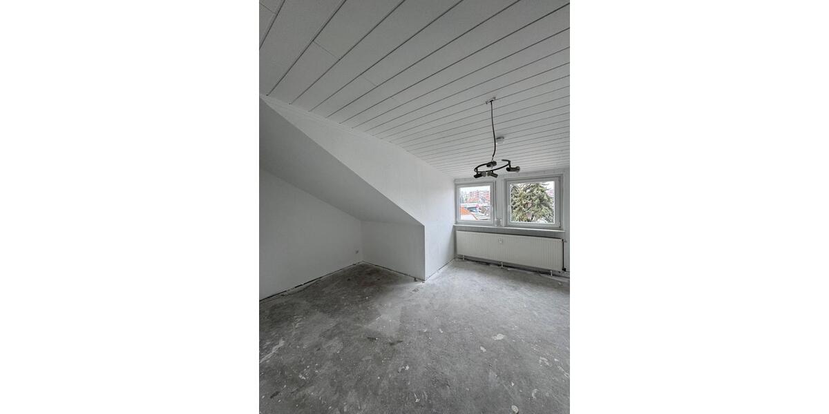 Dachgeschoßwohnung Wolfenbüttel Adersheim - 5 Zimmer, 110 m&sup2;, 980&euro; | Angebot:25046261