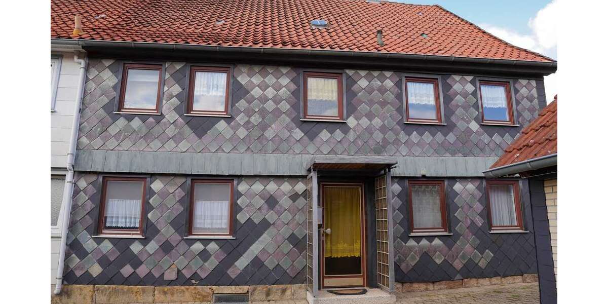 Einfamilienhaus Salzgitter Ortschaft Südost - 6 Zimmer, 180 m&sup2;, 186.000&euro; | Angebot:26037379