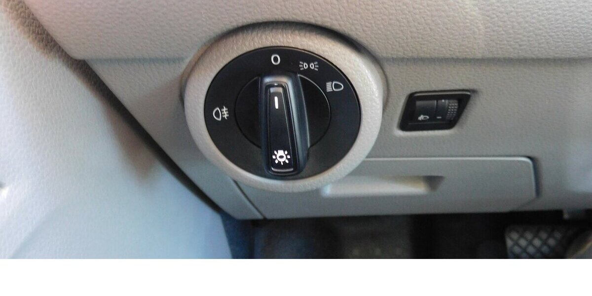 VW T6.1 Transporter 1 Abt e- Lang DSG 4-Gang Klima 13.800 km 15.990 &euro; Vordorf 38533