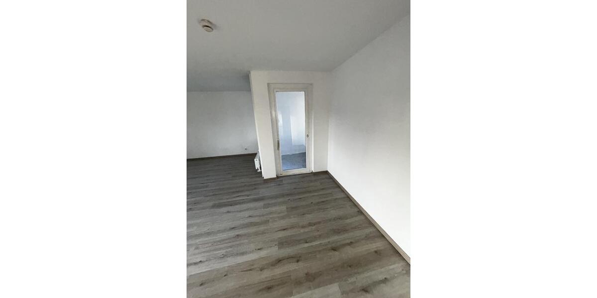 Etagenwohnung Braunschweig Timmerlah-Geitelde-Stiddien - 3 Zimmer, 80 m&sup2;, 649&euro; | Angebot:25310715
