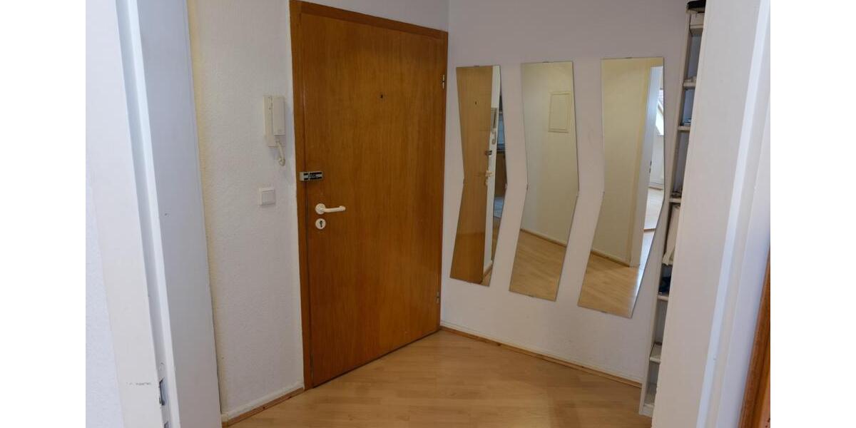 Dachgeschoßwohnung Braunschweig Westliches Ringgebiet - 2 Zimmer, 55 m&sup2;, 700&euro; | Angebot:26030384