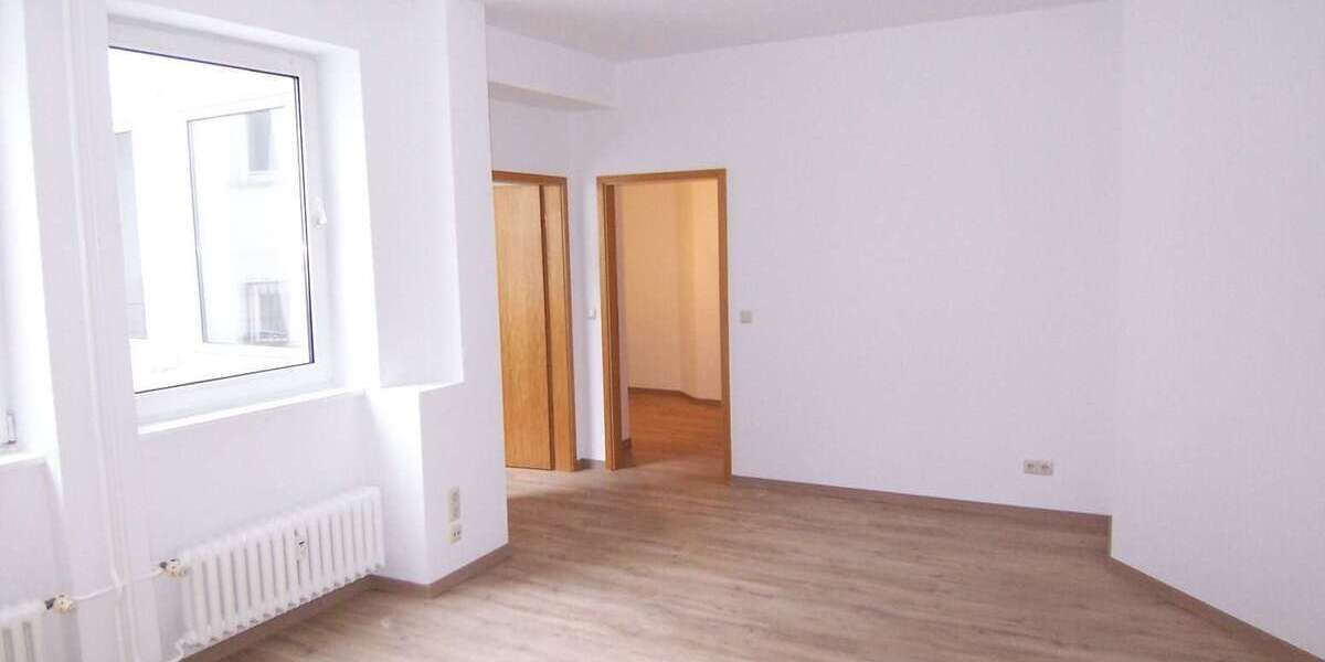 Etagenwohnung Goslar Altstadt - 3 Zimmer, 77 m&sup2;, 500&euro; | Angebot:26128771