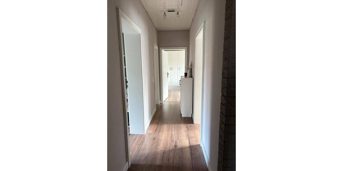 Bungalow Ilsede - 5 Zimmer, 146 m&sup2;, 369.000&euro; | Angebot:26092005