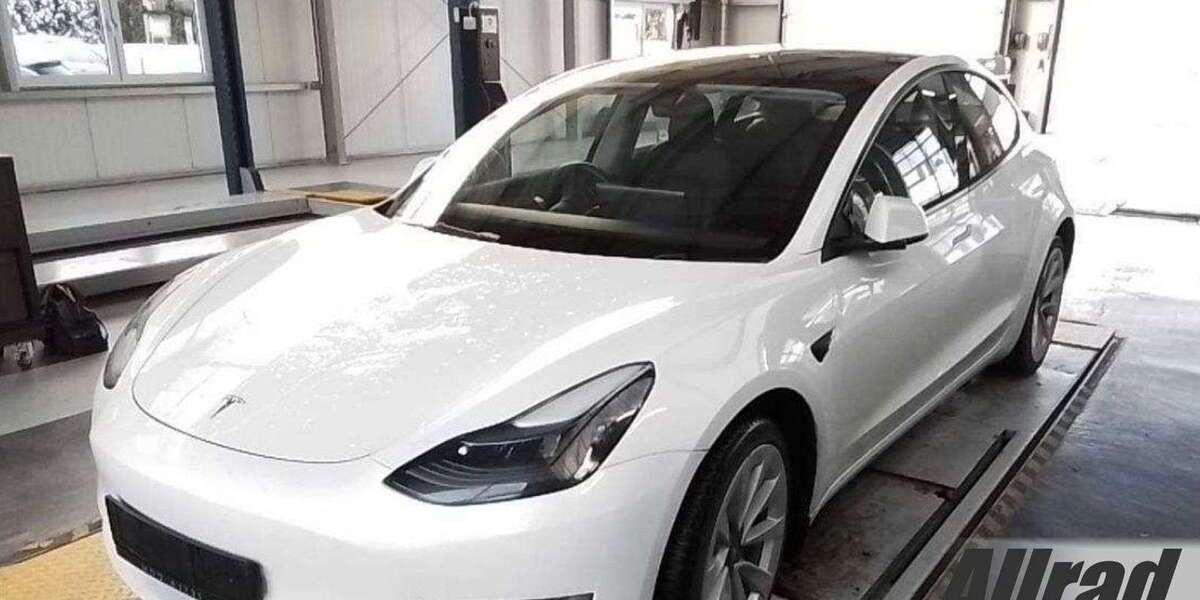 Tesla Model 3 82.950 km 27.950 &euro; Schöningen 38364