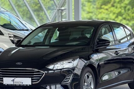 Ford Focus 49.987 km 13.890 &euro; Salzgitter 38228
