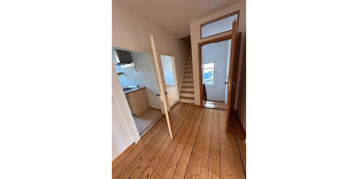 Dachgeschoßwohnung Langelsheim - 3 Zimmer, 71 m&sup2;, 570&euro; | Angebot:25075501