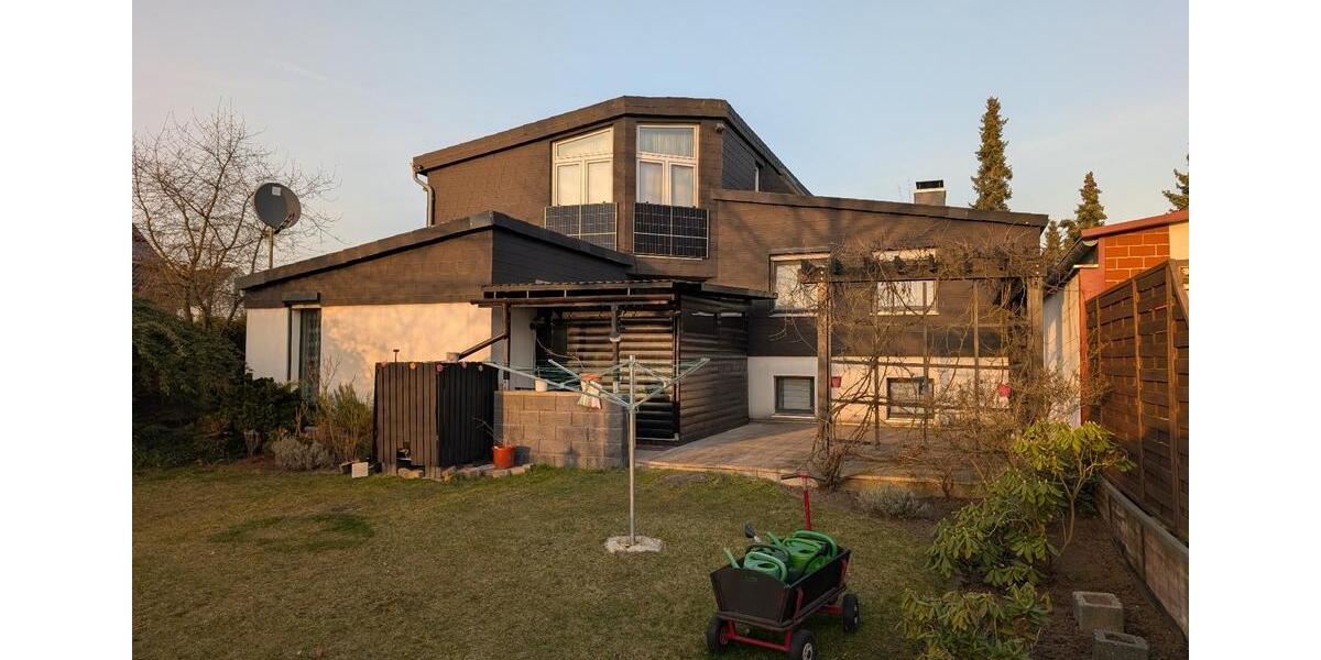 Einfamilienhaus Braunschweig Wabe-Schunter-Beberbach - 6 Zimmer, 215 m&sup2;, 430.000&euro; | Angebot:25722726