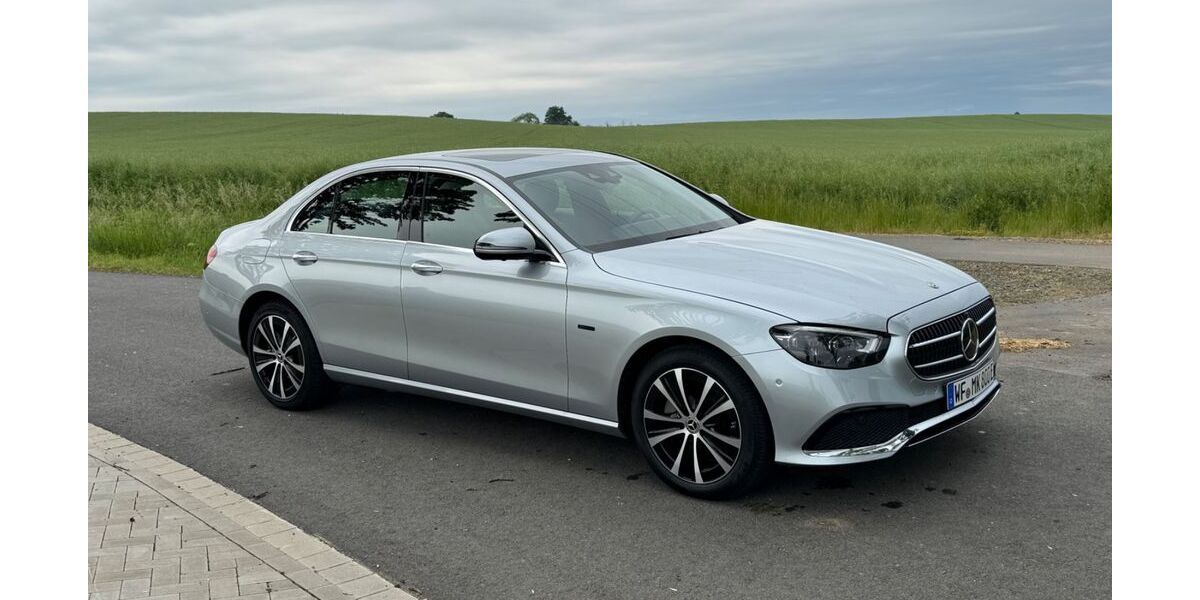 Mercedes-Benz E 300 72.500 km 31.800 &euro; Denkte 38321