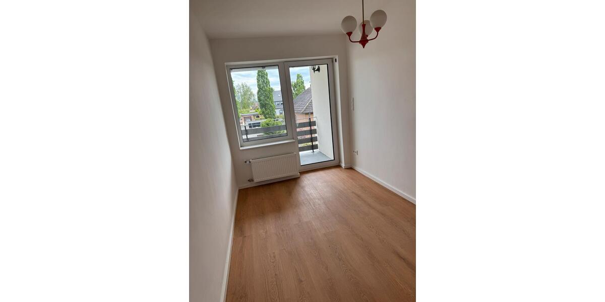 Reihenhaus Lengede - 6 Zimmer, 130 m&sup2;, 330.000&euro; | Angebot:26797573