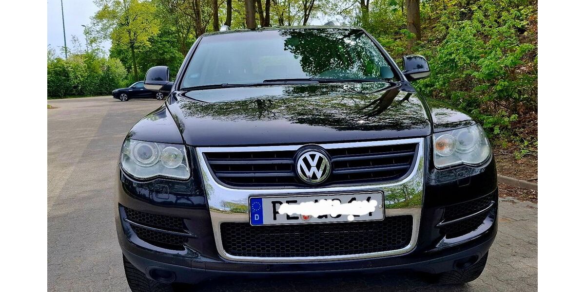 VW Touareg 284.000 km 10.900 &euro; Vechelde 38159
