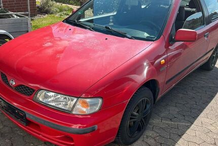 Nissan Almera 173.000 km 850 &euro; Peine 31246