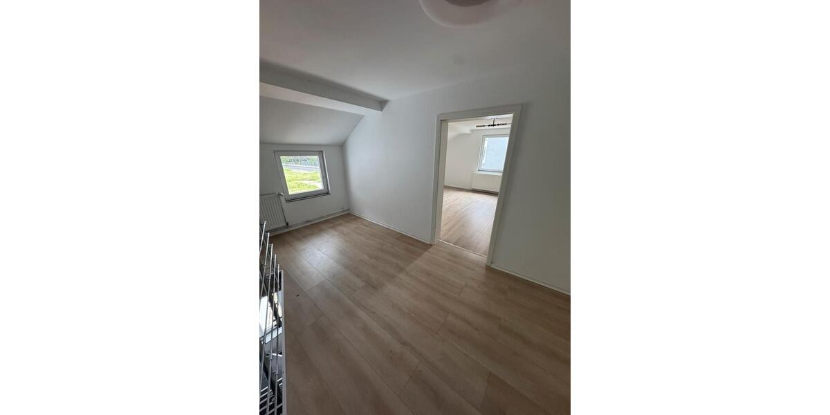 Doppelhaushälfte Salzgitter Ortschaft Ost - 4 Zimmer, 138 m&sup2;, 1.400&euro; | Angebot:26592264