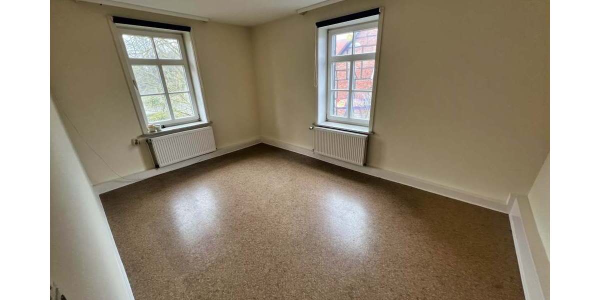 Immobilie mit vielen Möglichkeiten - Zweifamilienhaus Ilsede Groß Lafferde | Angebot:25971897