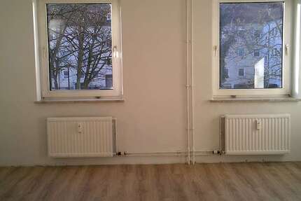 Wohnung Salzgitter Lebenstedt - 2 Zimmer, 50 m&sup2;, 294&euro; | Angebot:25834539