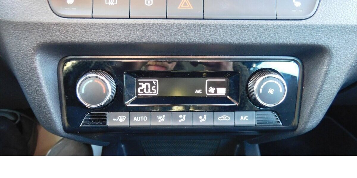 Skoda Fabia 1.0 Kombi Ambition TSI BMT Navi Klima 19.900 km 15.990 &euro; Vordorf 38533