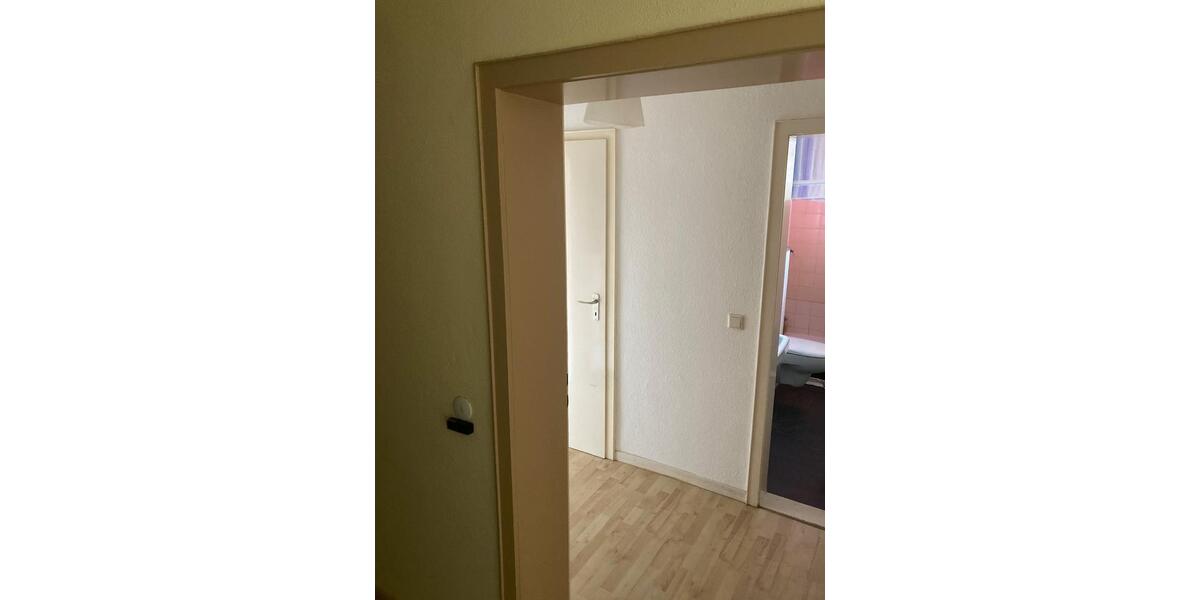 Etagenwohnung Braunschweig Wabe-Schunter-Beberbach - 1 Zimmer, 31 m&sup2;, 350&euro; | Angebot:25919877