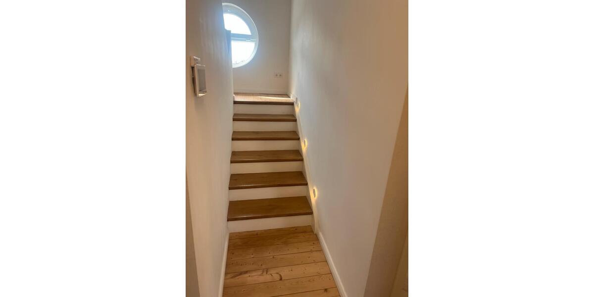 Etagenwohnung Braunschweig Lehndorf-Watenbüttel - 4 Zimmer, 150 m&sup2;, 2.700&euro; | Angebot:25948877