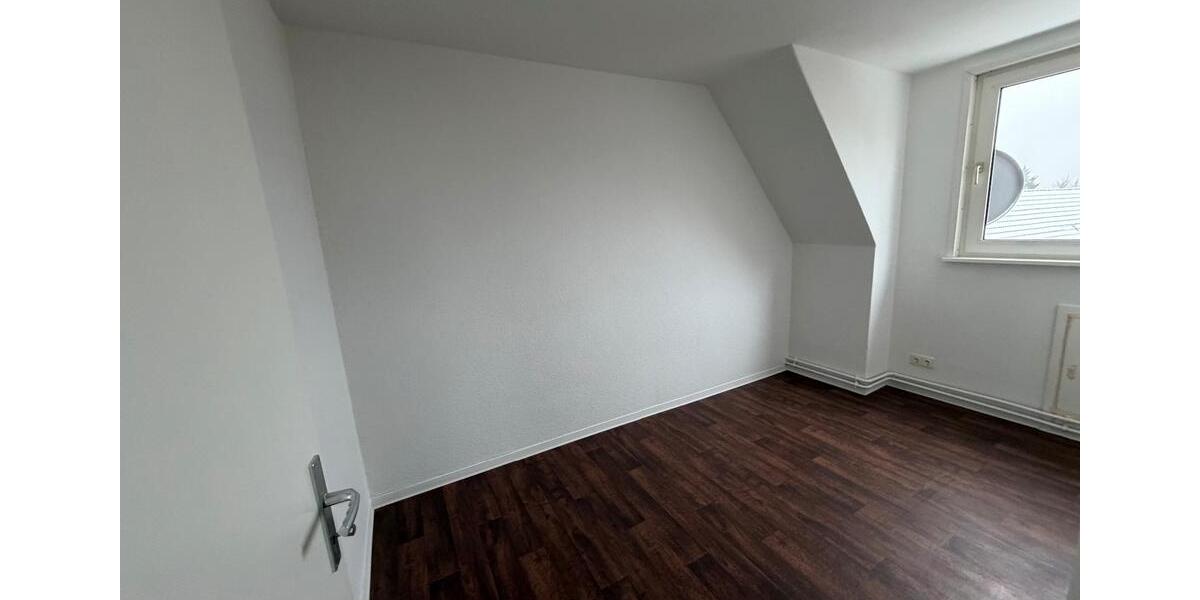 Dachgeschoßwohnung Salzgitter Ortschaft Südost - 2 Zimmer, 51 m&sup2;, 325&euro; | Angebot:25145107