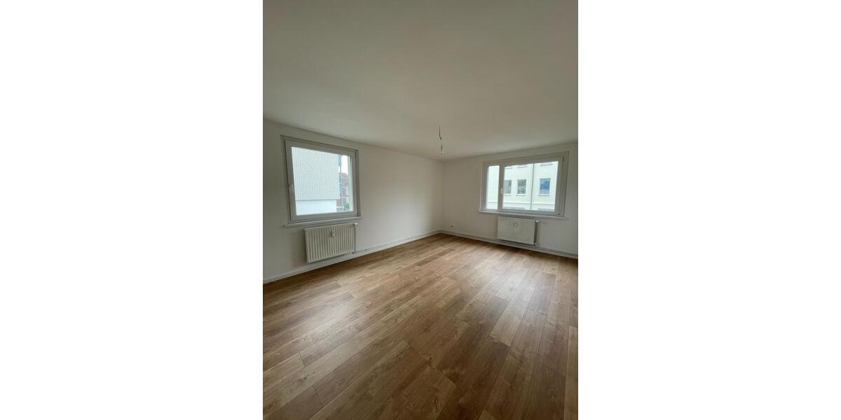 Etagenwohnung Braunschweig Wabe-Schunter-Beberbach - 3 Zimmer, 80 m&sup2;, 745&euro; | Angebot:25538698