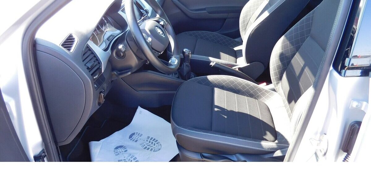 Skoda Fabia 1.0 Kombi Ambition TSI BMT Navi Klima 22.600 km 15.990 &euro; Vordorf 38533