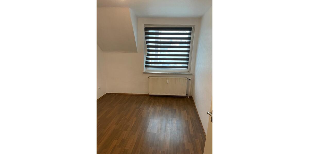 Mehrfamilienhaus, Wohnhaus Königslutter am Elm - 13 Zimmer, 270 m&sup2;, 288.000&euro; | Angebot:25935735