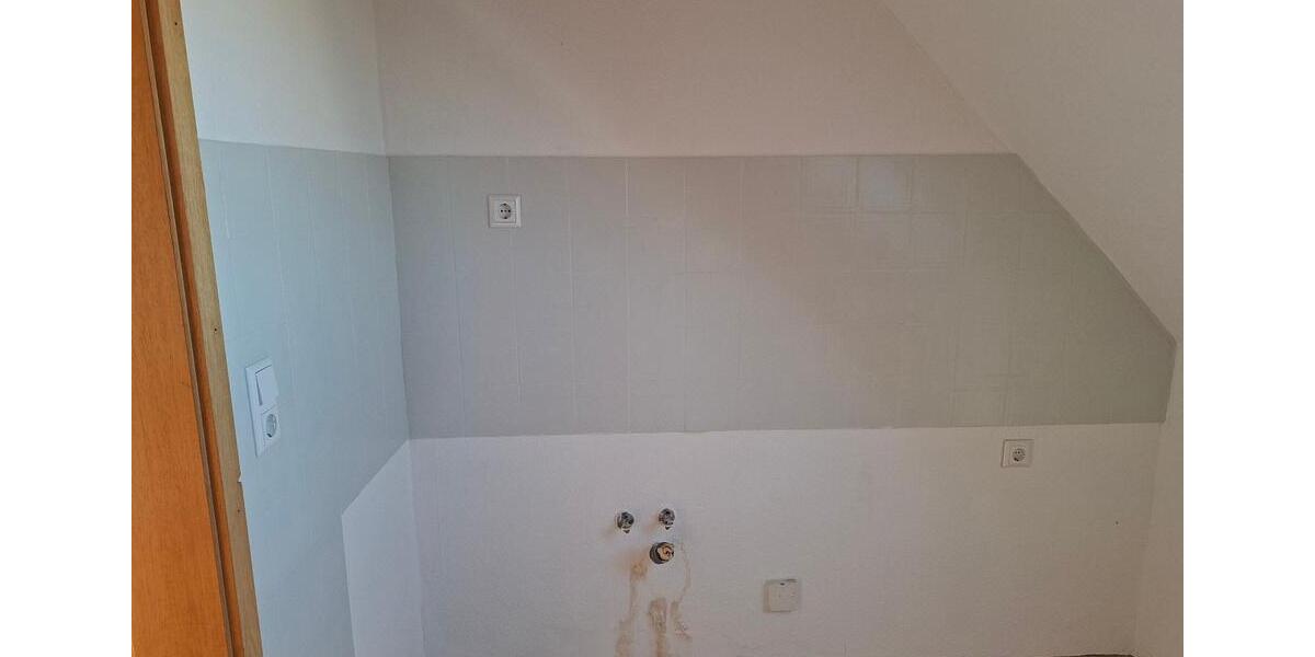 Dachgeschoßwohnung Söllingen ehem. Bahnhof Twieflingen - 3 Zimmer, 71 m&sup2;, 550&euro; | Angebot:25080277