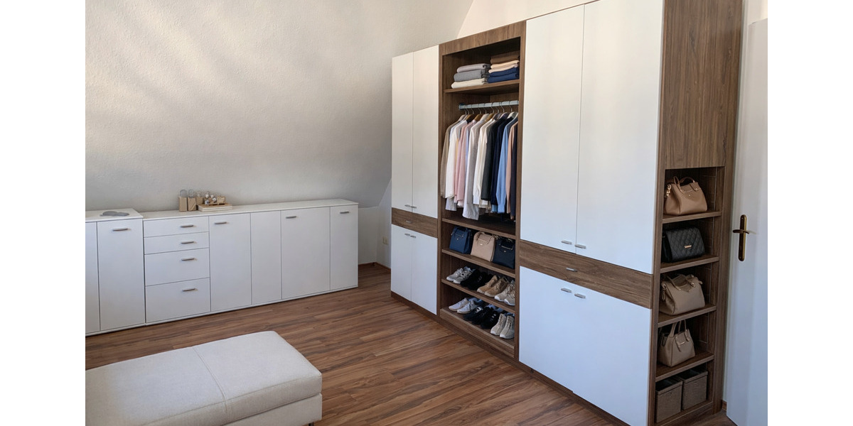 Etagenwohnung Schöningen - 4 Zimmer, 144 m&sup2;, 720&euro; | Angebot:25180121