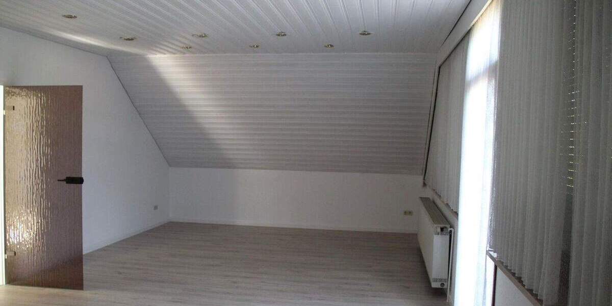 Mehrfamilienhaus, Wohnhaus Goslar Ohlhof - 7 Zimmer, 237 m&sup2;, 399.000&euro; | Angebot:25654161