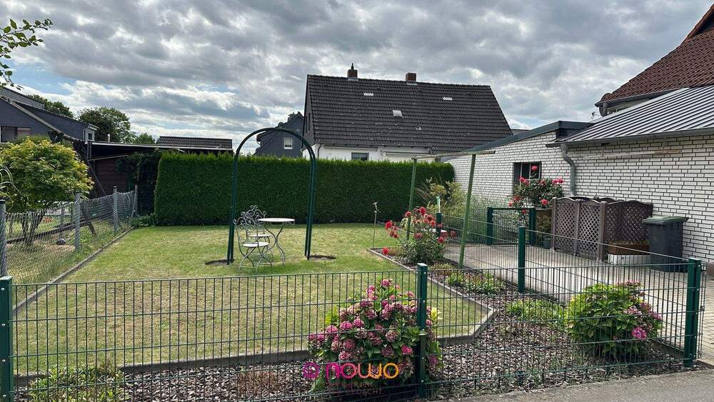 Mehrfamilienhaus, Wohnhaus Wolfenbüttel Ahlum - 7 Zimmer, 190 m&sup2;, 225.000&euro; | Angebot:25666834