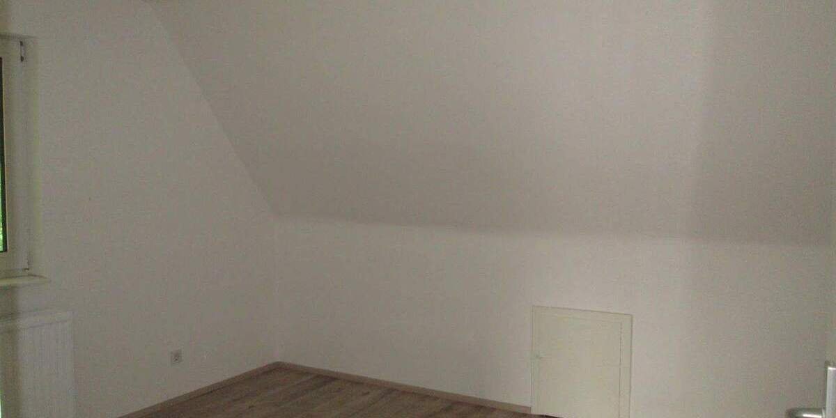 Etagenwohnung Salzgitter Lebenstedt - 3 Zimmer, 47 m&sup2;, 289&euro; | Angebot:26142490