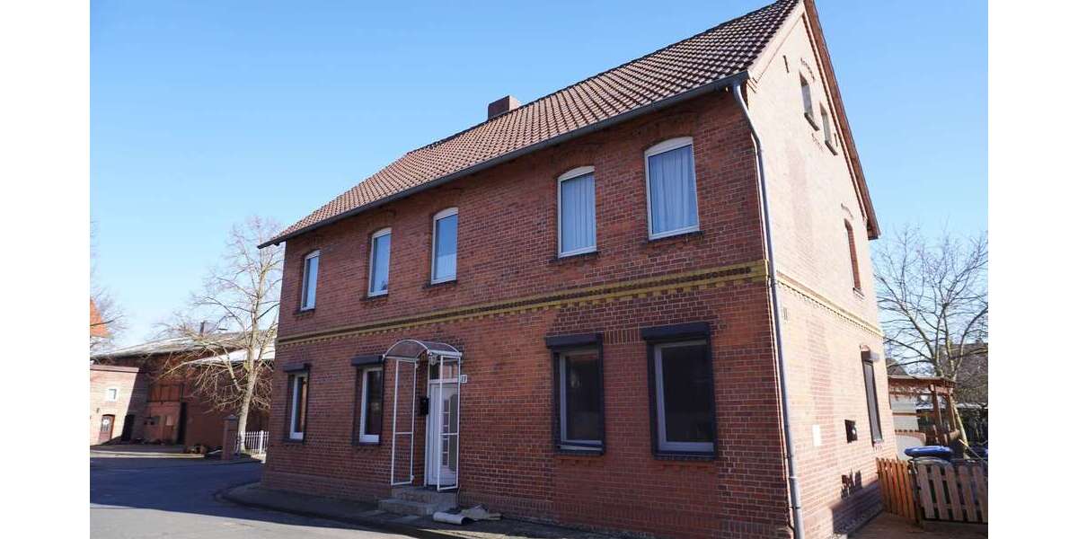 Einfamilienhaus Ilsede Adenstedt - 9 Zimmer, 285 m&sup2;, 410.000&euro; | Angebot:22967769
