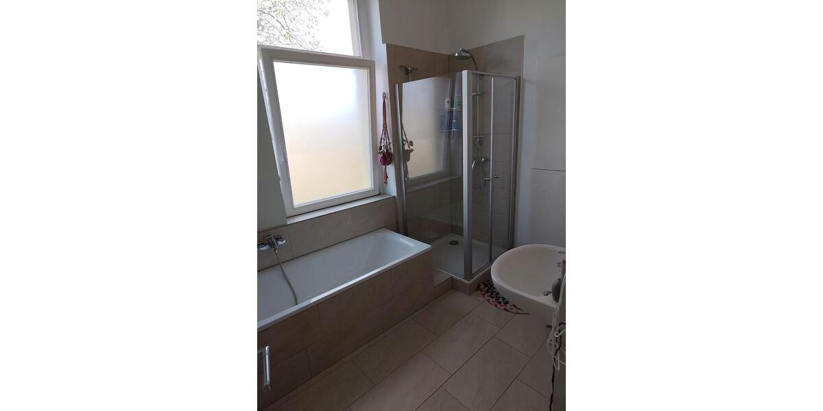 Etagenwohnung Braunschweig Östliches Ringgebiet - 3 Zimmer, 81 m&sup2;, 275&euro; | Angebot:26035984
