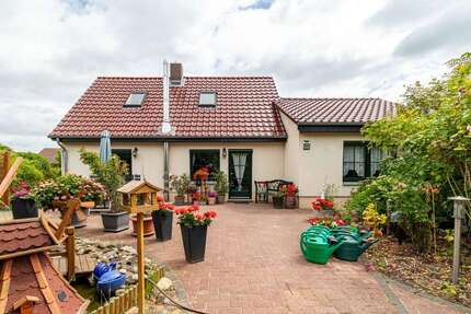 Haus Ilsede / Klein Ilsede Klein Ilsede - 3 Zimmer, 120 m&sup2;, 330.000&euro; | Angebot:25498501