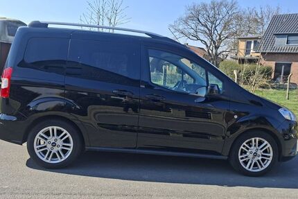 Ford Tourneo Courier 51.280 km 12.750 &euro; Ilsede 31246