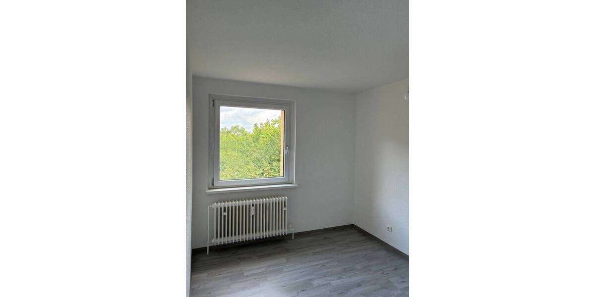 Etagenwohnung Salzgitter Lebenstedt - 3 Zimmer, 65 m&sup2;, 392&euro; | Angebot:26805902