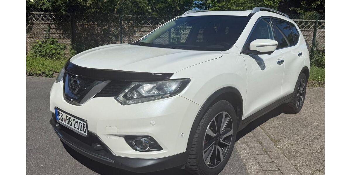 Nissan X-Trail 140.500 km 13.990 &euro; Braunschweig 38120