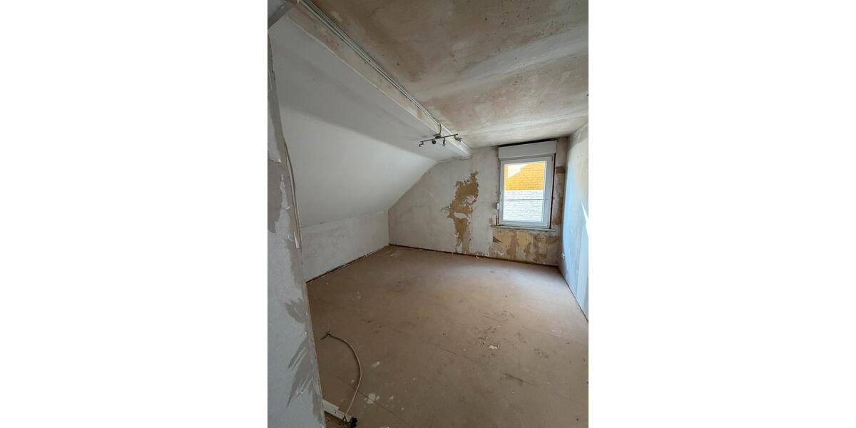 Doppelhaushälfte Süpplingen - 5 Zimmer, 120 m&sup2;, 70.000&euro; | Angebot:25408004