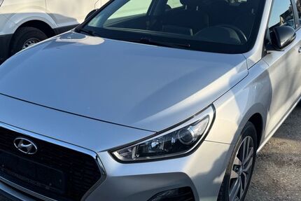 Hyundai i30 114.000 km 11.700 &euro; Rötgesbüttel 38531