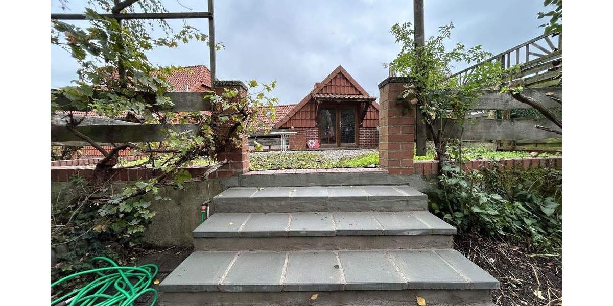 Einfamilienhaus Schöningen - 1 Zimmer, 201 m&sup2;, 219.000&euro; | Angebot:25741087