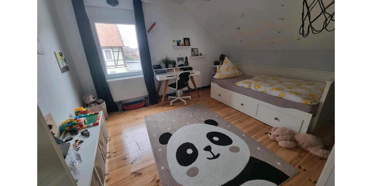 Doppelhaushälfte Wolfenbüttel Ahlum - 5 Zimmer, 200 m&sup2;, 1.500&euro; | Angebot:26051498