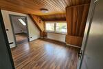 Einfamilienhaus Hillerse - 8 Zimmer, 220 m&sup2;, 1.400&euro; | Angebot:26635930