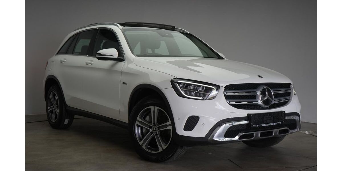 Mercedes-Benz GLC 300 96.000 km 31.990 &euro; Braunschweig 38110